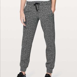 Lululemon Ready to Rulu Pants